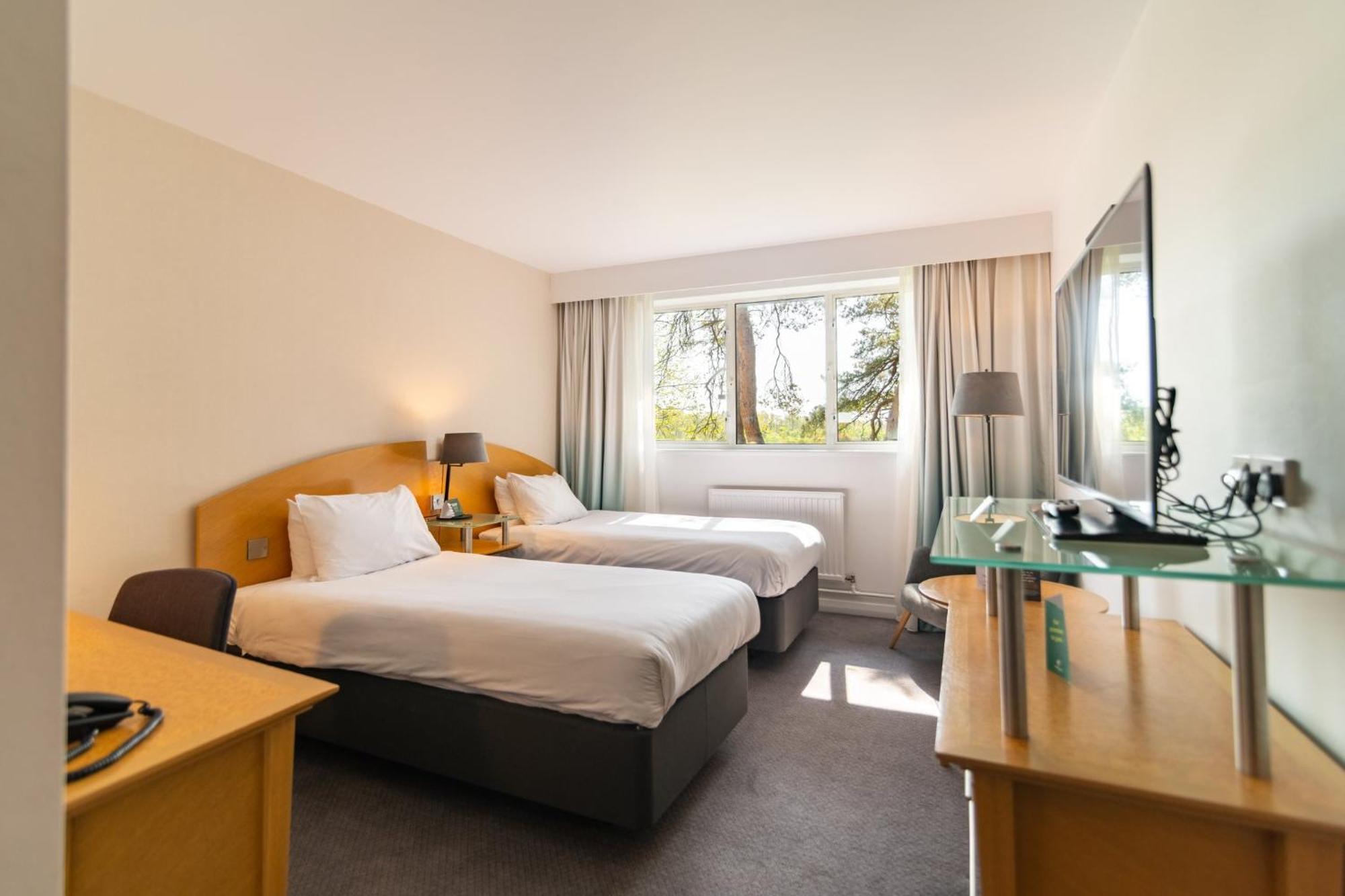 Holiday Inn Ashford - North A20 By Ihg Eksteriør billede